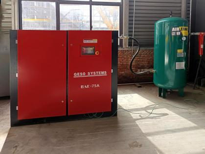 Sistema de geração de nitrogênio inteligente e compressor de ar de alta eficiência capacitar a produção de carbono para criar referência de qualidade da indústria
