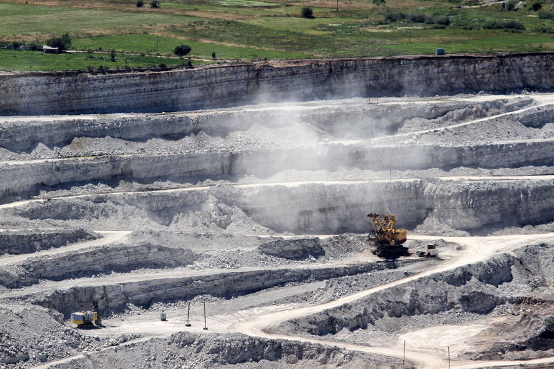 Qual o papel do compressor de ar no processo de mineração?